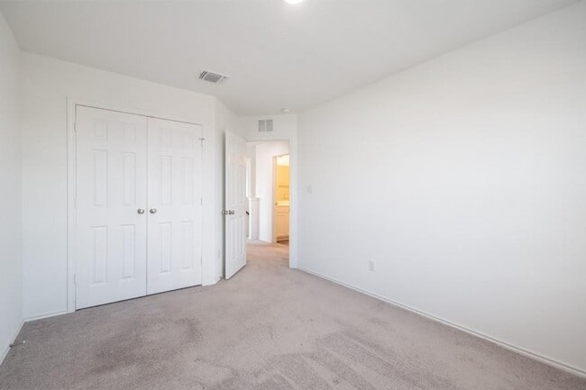 Building Photo - 509 Goat Willow Ln
