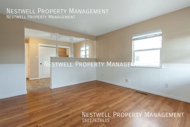 Building Photo - $250.00 OFF 1ST MONTH´S RENT - Charming 3-...