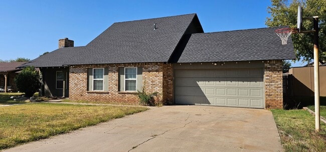 Building Photo - Stunning Rosewood Home COMING SOON