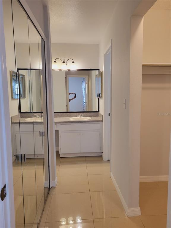 Building Photo - 9209 Seminole Blvd