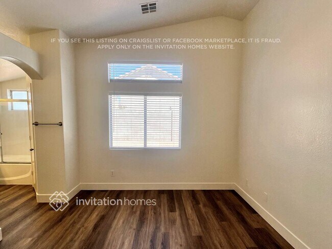 Building Photo - 9092 Sandy Slate Way