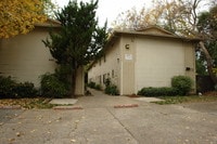 Building Photo - College Place Apartments