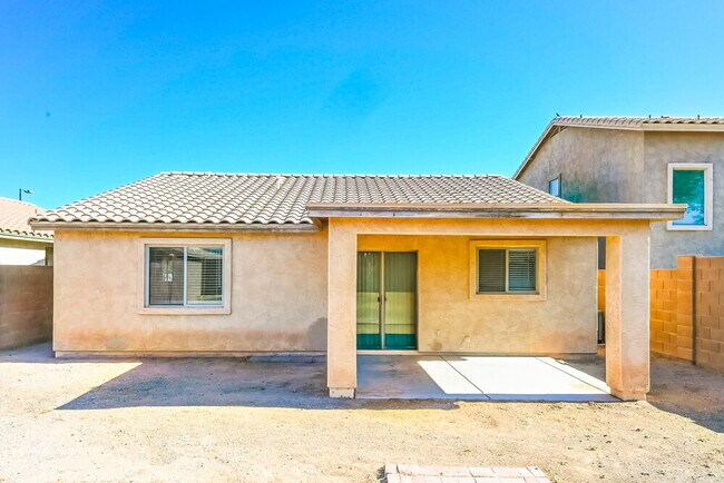 Building Photo - 2781 W Mira Dr