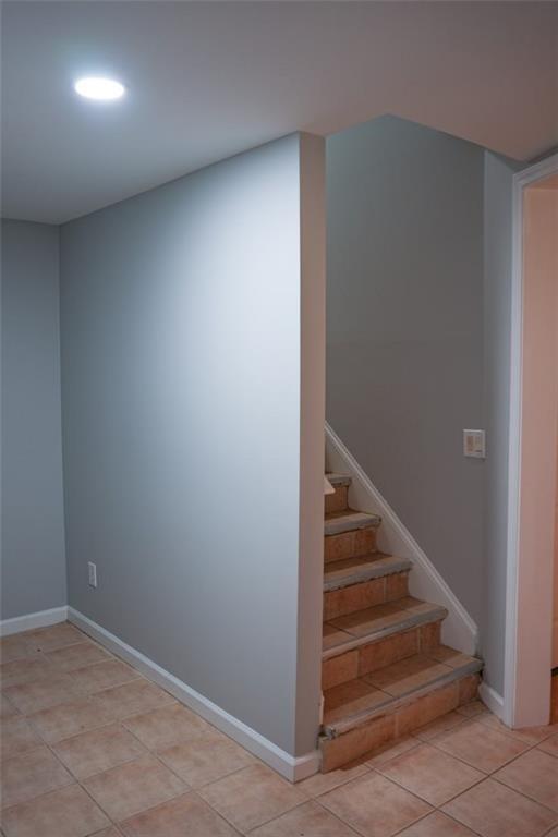 Building Photo - 385 Sweet Ivy Ln