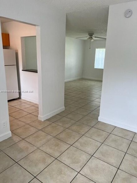 Building Photo - 4771 NW 9th Dr