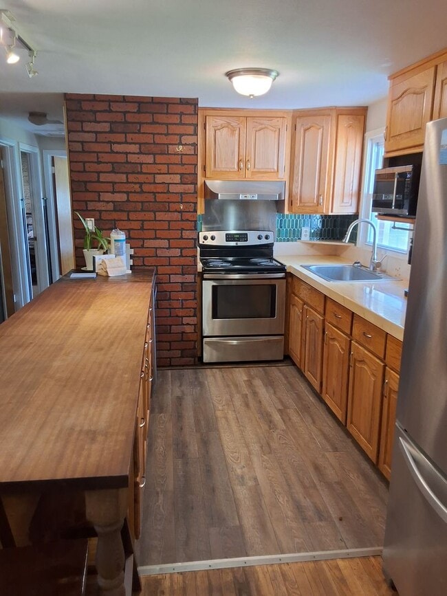 Building Photo - Furnished or Unfurnished home in Beaufort