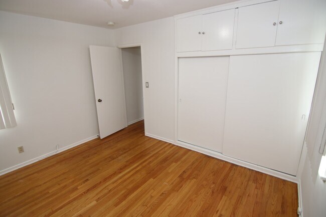 Building Photo - 3602 Weston Pl