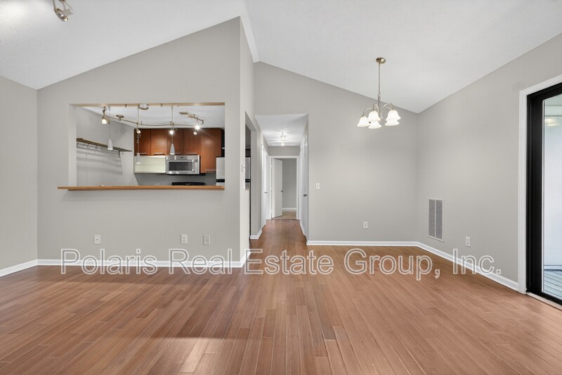 Building Photo - 1737 E 56th St
