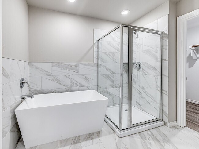 Building Photo - Beautiful brand new home + Deer Creek Scho...