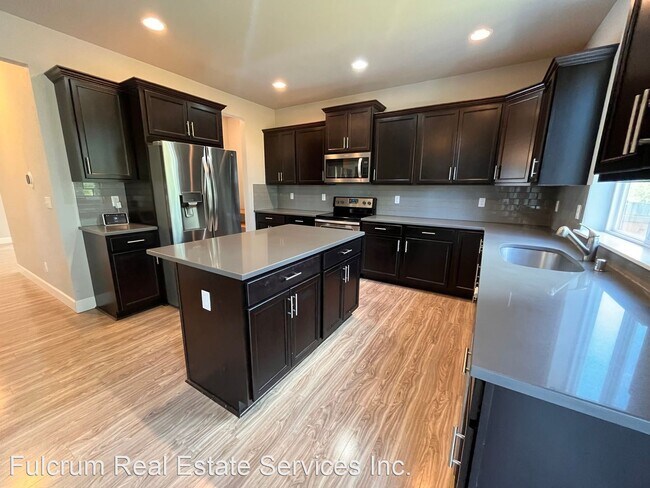 Building Photo - 4 br, 2.5 bath House - 9417 Prairie Wind S...