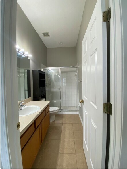 Building Photo - 5308 61st Ter N