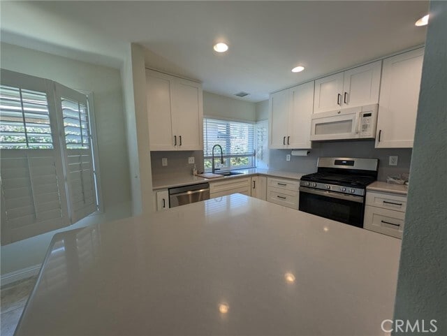 Building Photo - 6180 Fremont Cir