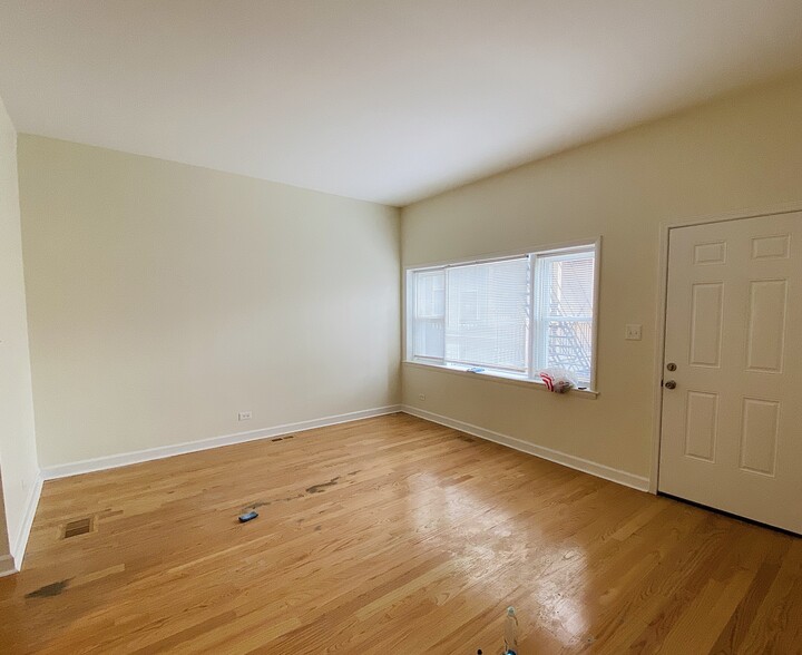 Building Photo - 1452 W Taylor St