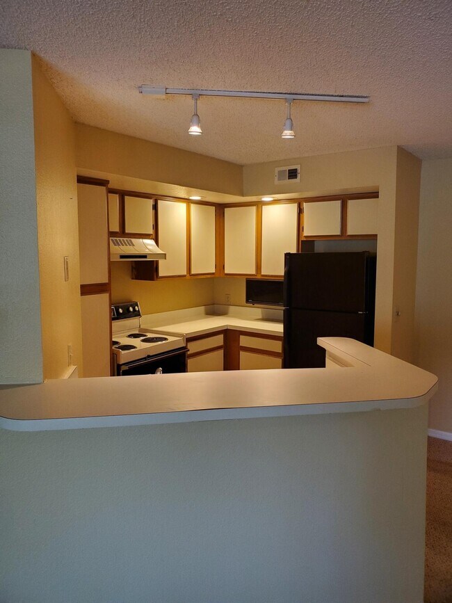 Building Photo - 1401 Village Blvd