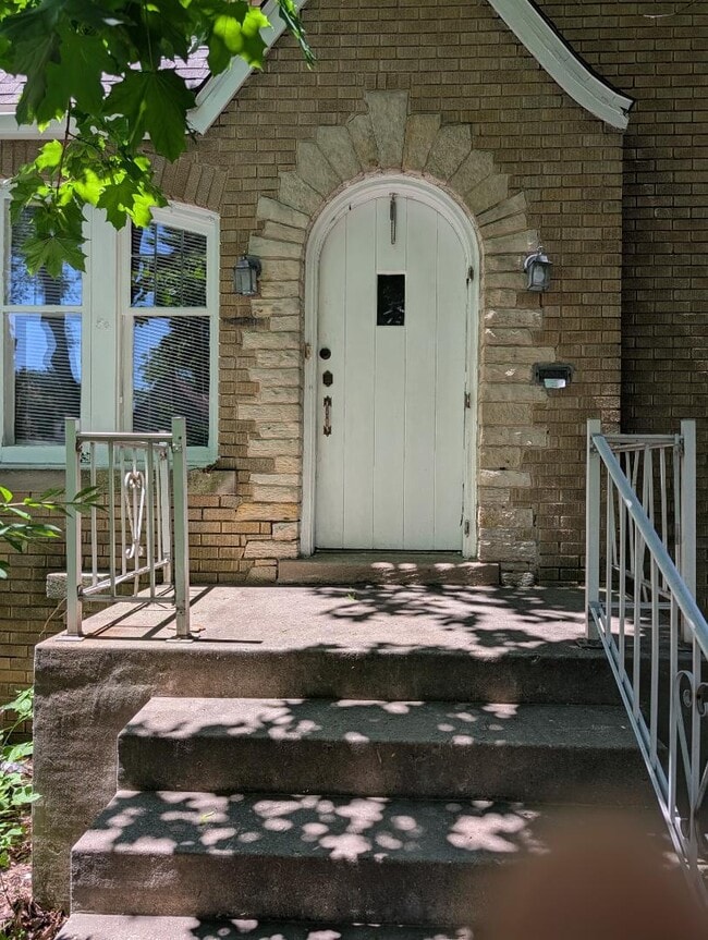 Building Photo - 3215 N 53rd St