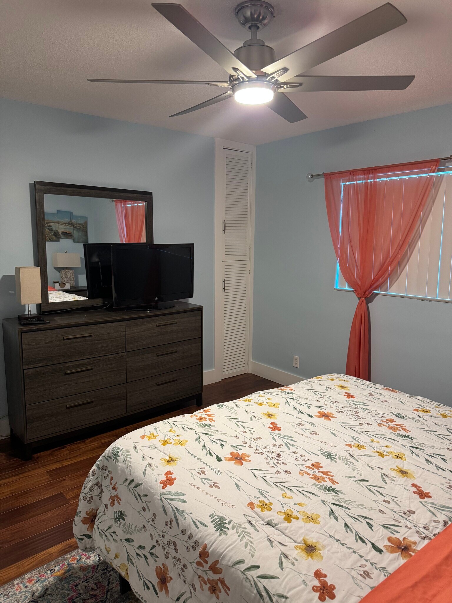 Second Bedroom (3) - 850 SW 50th Ter