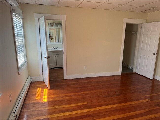 Building Photo - 40-40 Freebody St