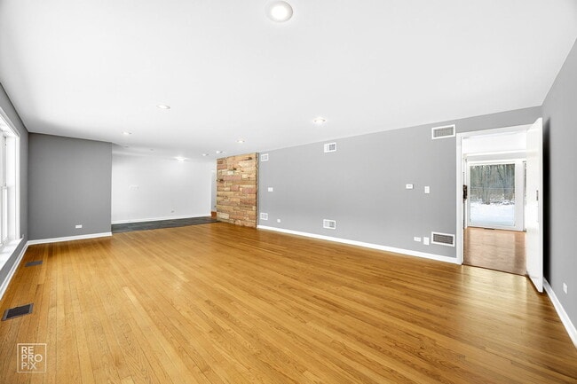 Building Photo - 23670 N Elm Rd