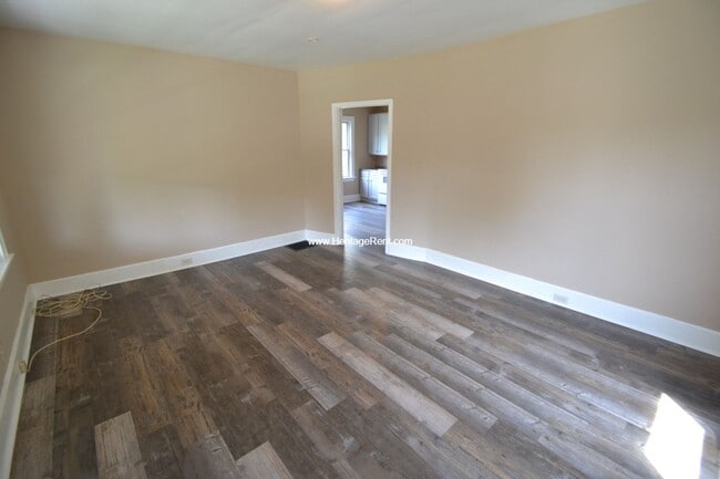 Building Photo - 2738 Shaffer Ave