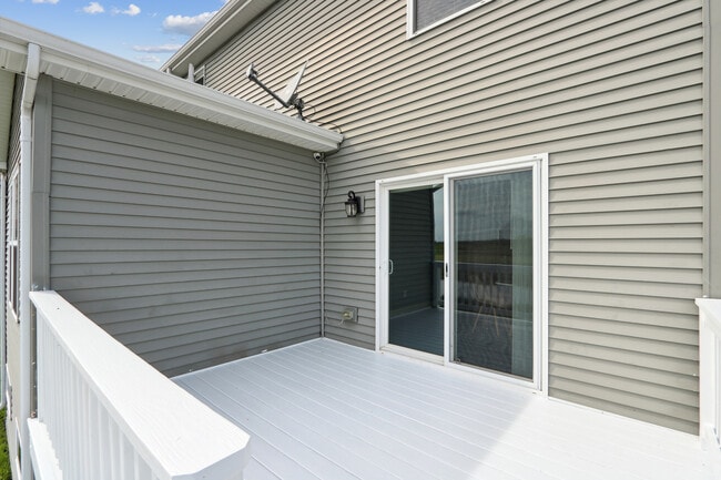 Building Photo - 4533 Nicklaus Dr