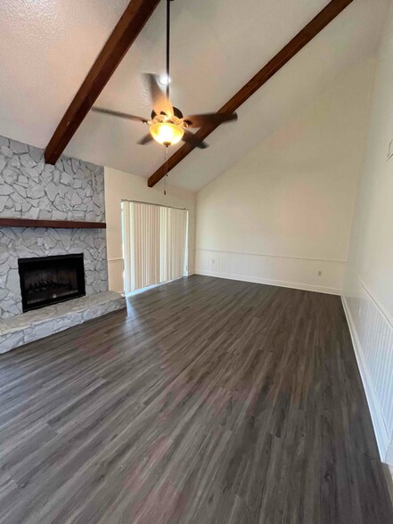 Building Photo - 6732 Beach Blvd