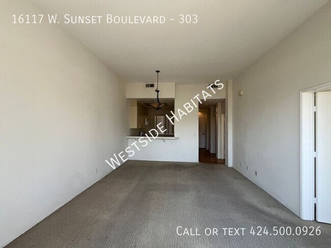 Building Photo - 16117 W Sunset Blvd