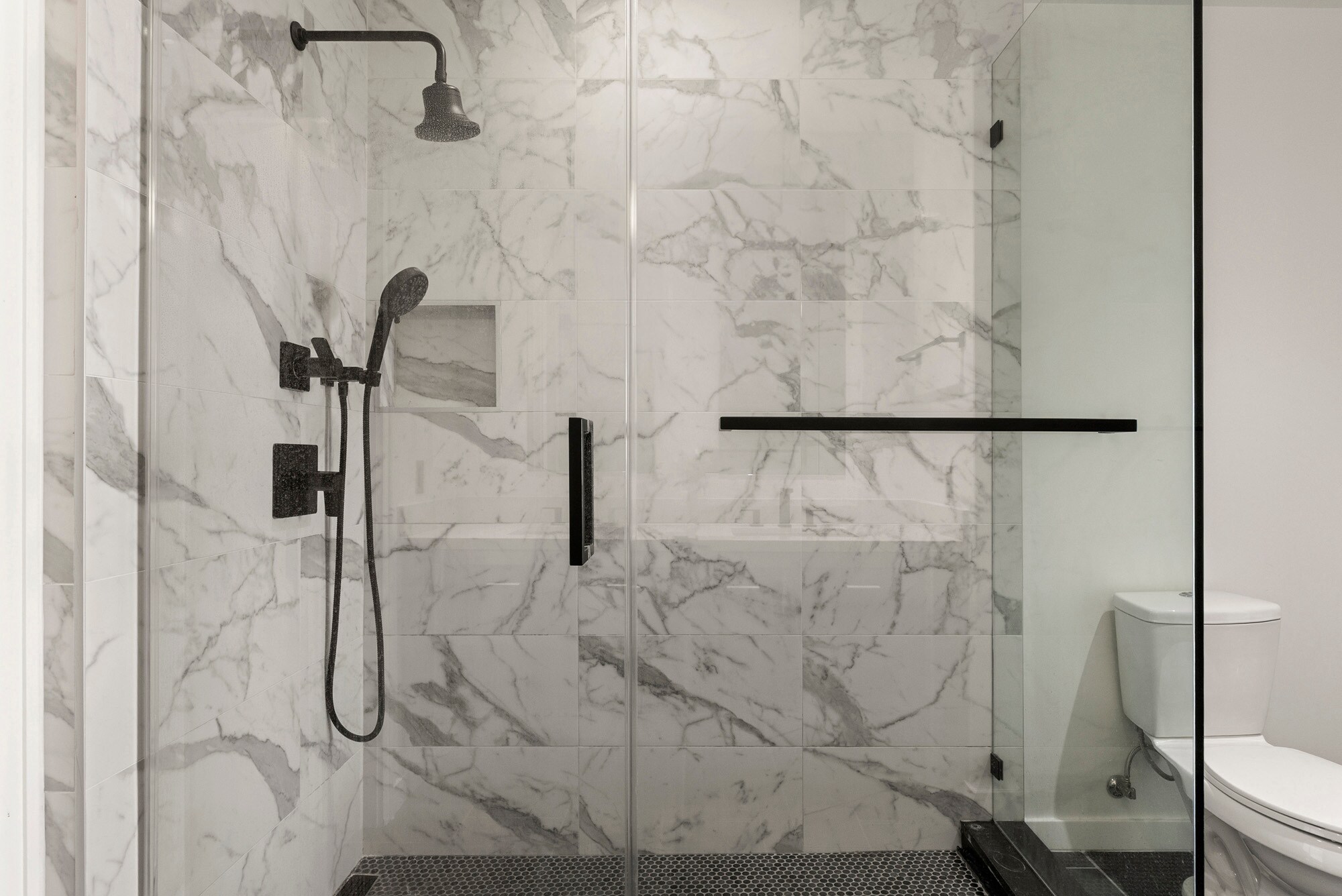 Building Photo - 1155 S Grand Ave