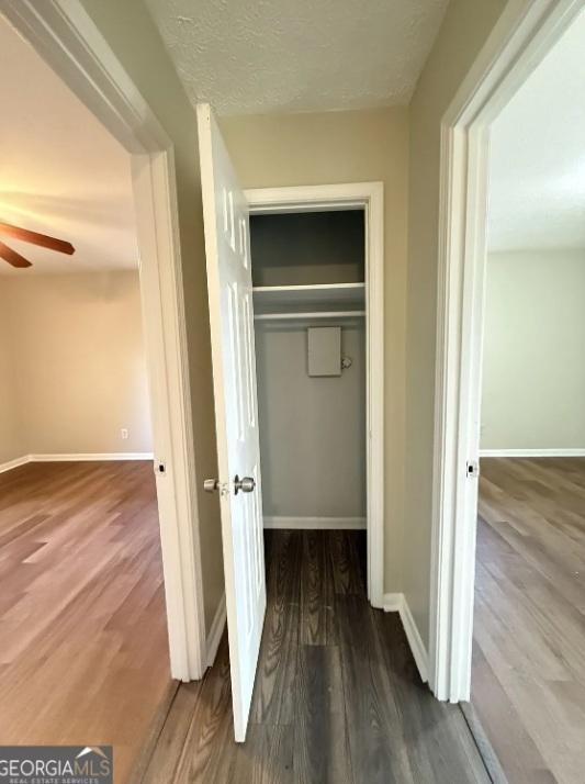 Building Photo - 7016 Adel Ln