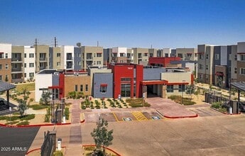 Building Photo - 7800 W Encanto Blvd