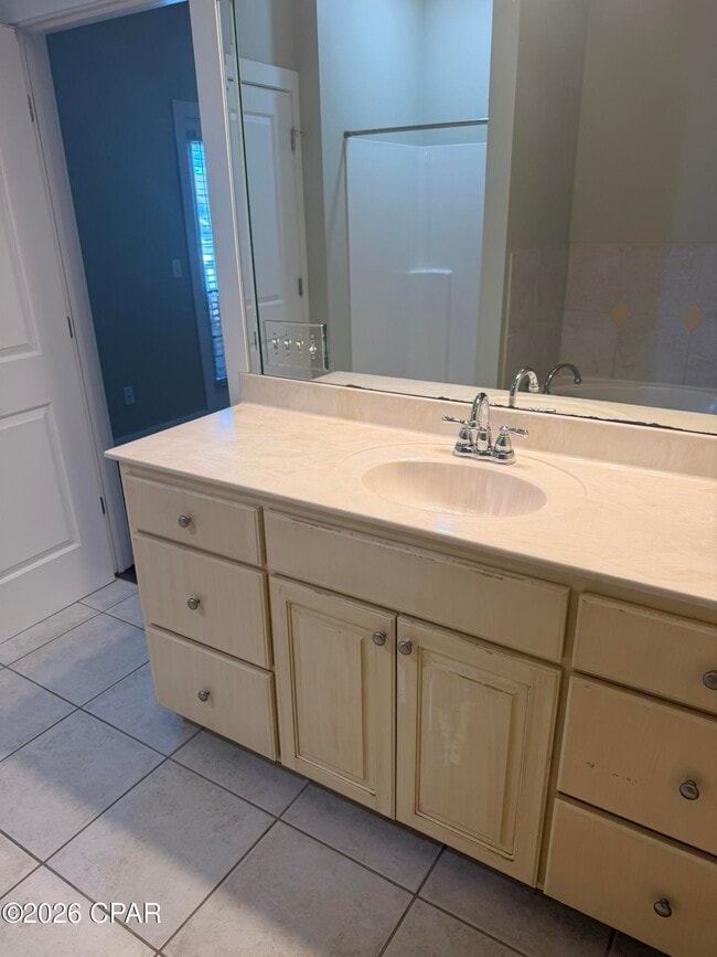 Building Photo - 3704 Tiki Dr