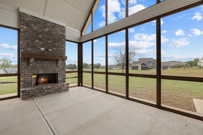 Building Photo - 1201 Askew Trl