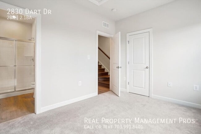 Building Photo - 2830 Dart Dr