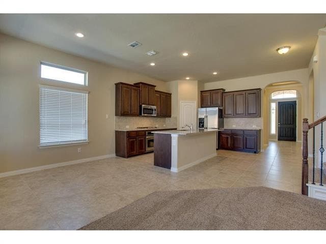 Building Photo - 3800 Gennaker Dr