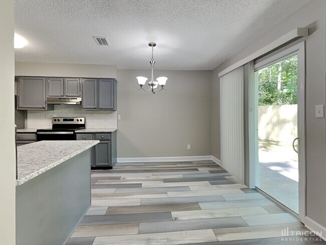 Building Photo - 2696 Greenwood Lane Middleburg FL