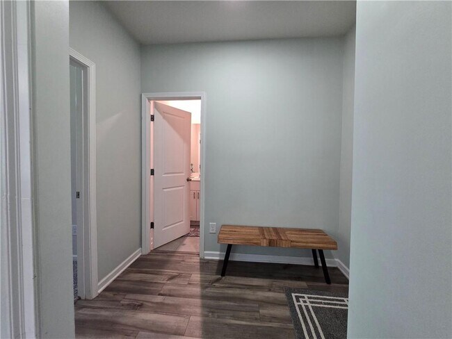 Building Photo - 4709 Dufour Dr