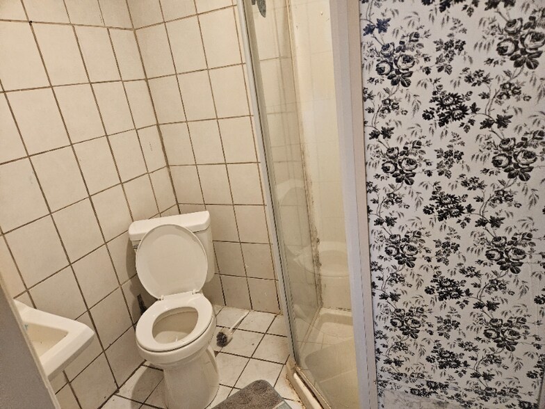 Building Photo - 10720 Plank Rd