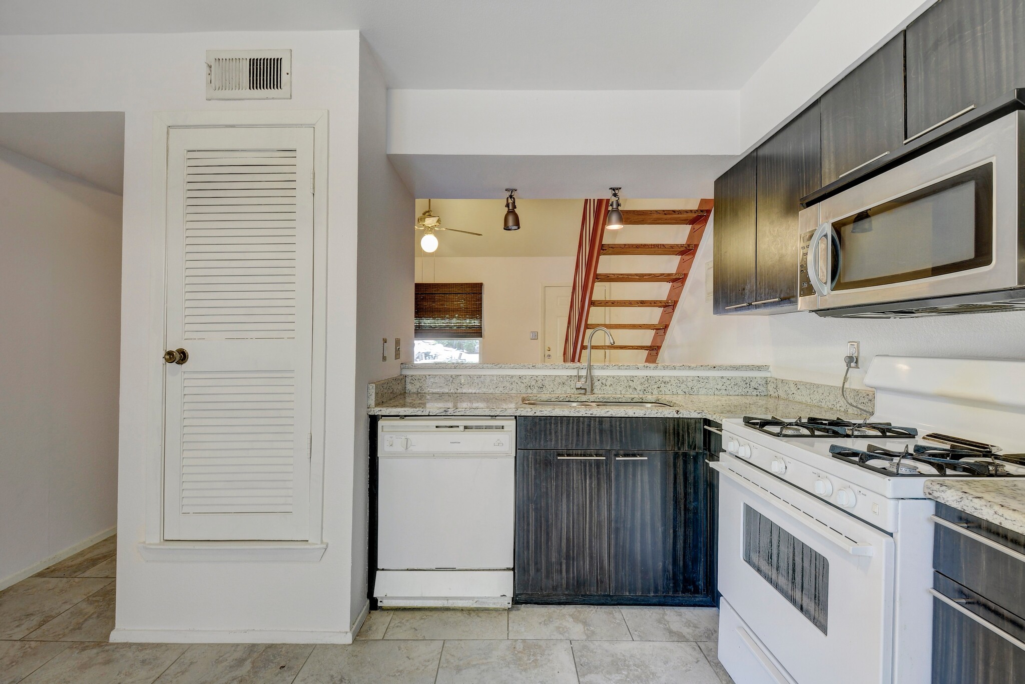 Building Photo - 3452 Willowrun Dr