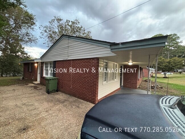 Building Photo - 3608 Sir Michael Dr