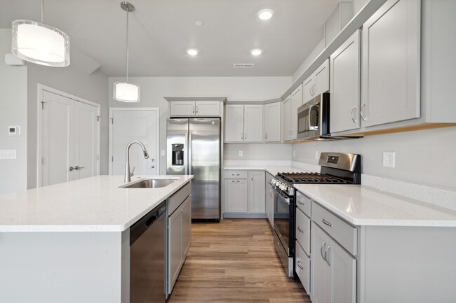 Building Photo - 2232 Eversull Ln