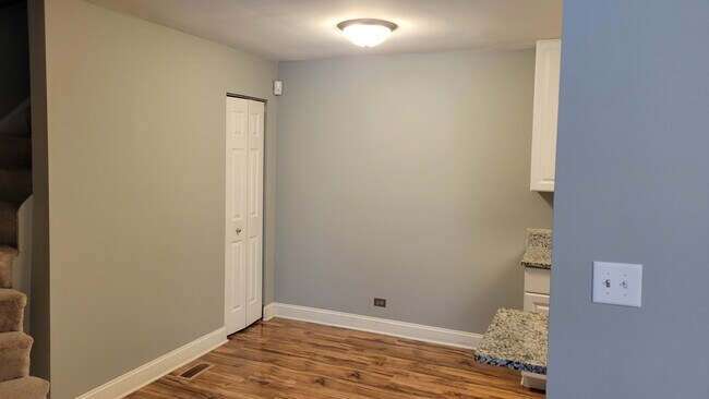 Building Photo - 441 Park Ridge Ln