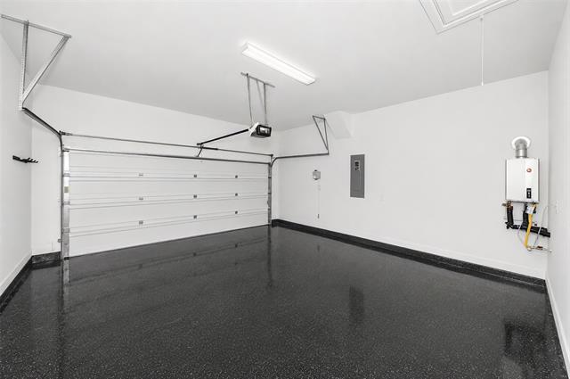 Building Photo - 8637 Spindletop Dr