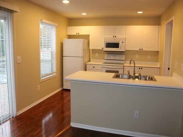 Building Photo - 2480 Bloxom St