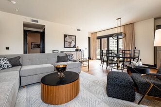 Building Photo - 1011 Canal St