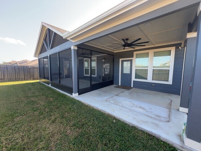 Building Photo - 24026 Hay Iron Dr