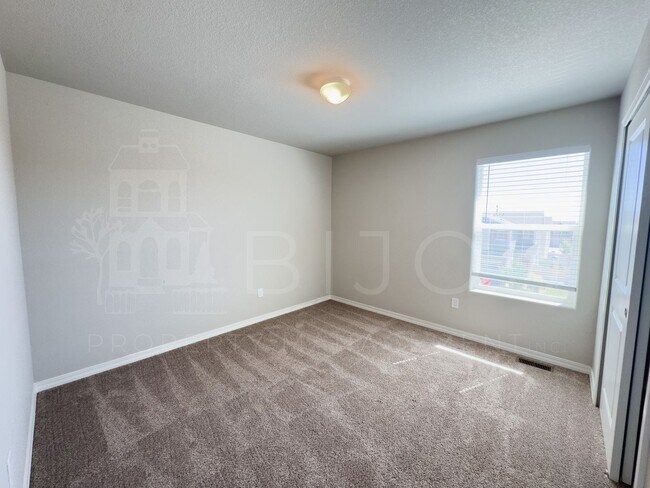 Building Photo - Beautiful 3 Bedroom New Build