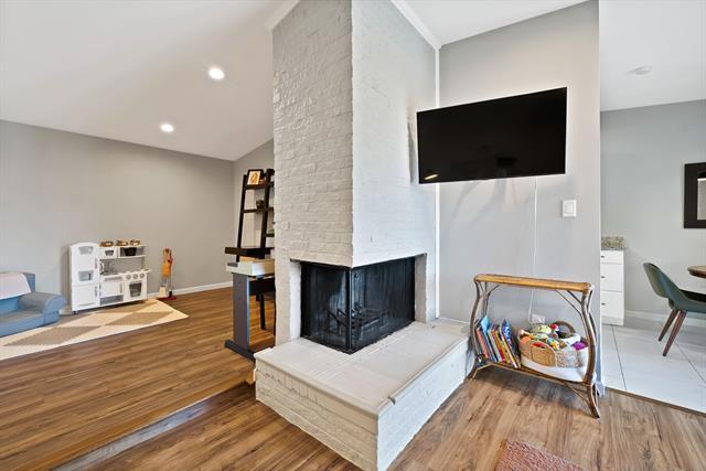 Building Photo - 1400 Lorrie Dr