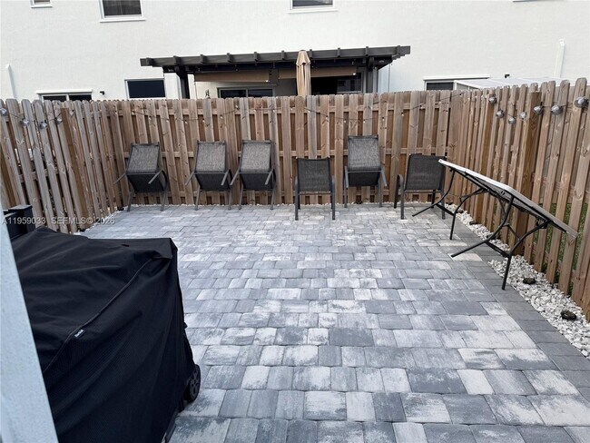 Building Photo - 29257 SW 163rd Ct