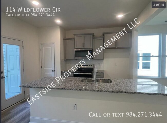 Building Photo - 114 Wildflower Cir