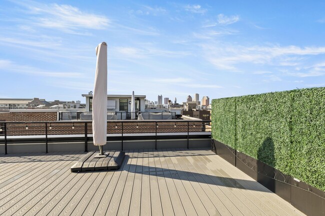 Building Photo - 297 Auden Ave