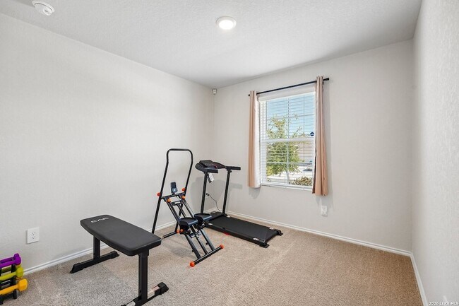 Building Photo - 841 Bahia Pl